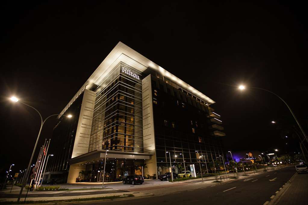 酒店 Hilton Barra 5*